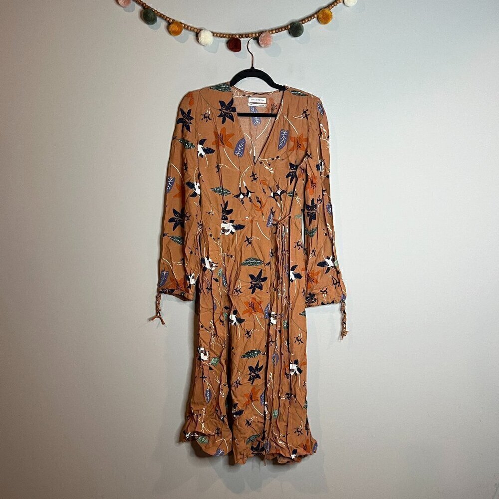 Urban Outfitters floral Audrey tie wrap midi dress - Picture 2 of 6